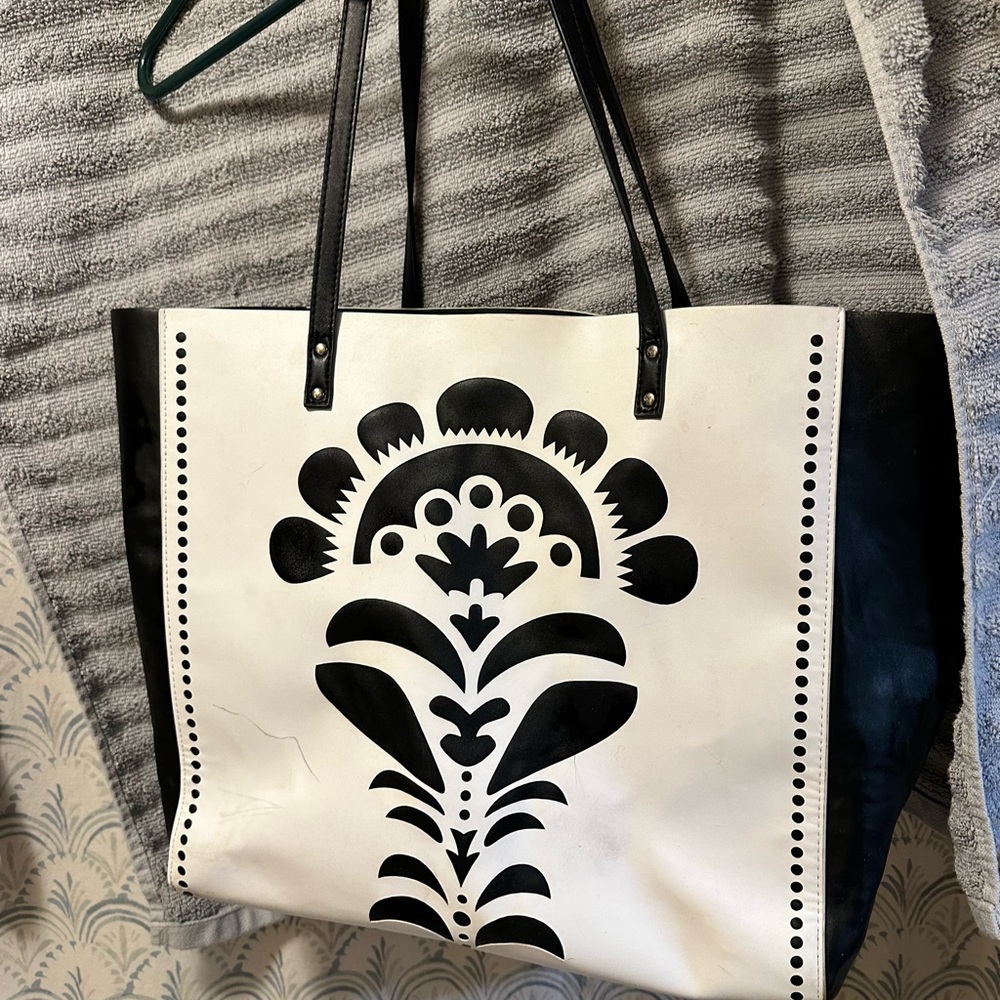 Woman’s Tote Bag